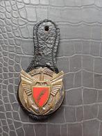 Cintre de poitrine militaire, Collections, Enlèvement ou Envoi