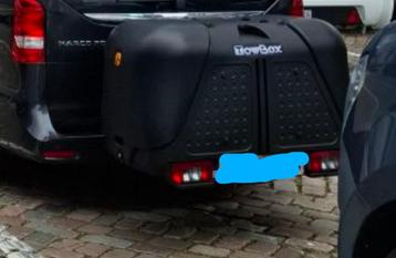 Towbox V2 zwart inclusief plaathouder  beschikbaar voor biedingen