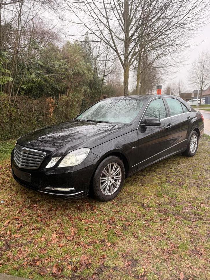 Mercedes E200 - Euro 5 - xenon, Auto's, Mercedes-Benz, Particulier, E-Klasse, Cruise Control, Diesel, Euro 5, Handgeschakeld, Beige