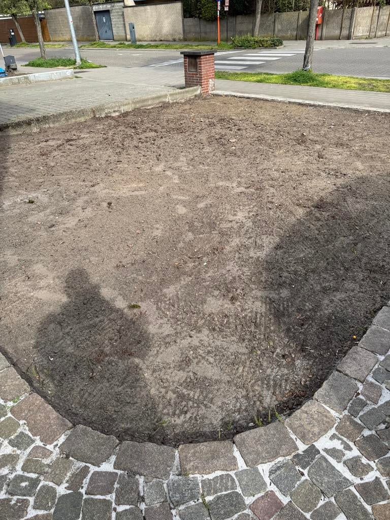 GRATIS zwarte grond, Ophalen