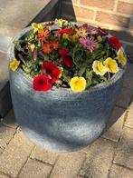 2 Pots de fleurs en dur! État neuf, Enlèvement, Comme neuf