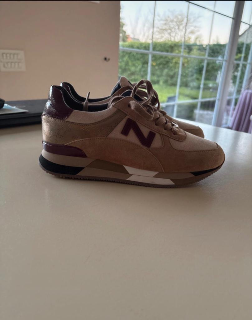 Nathan Baume damesschoenen maat 38, Vêtements | Femmes, Chaussures, Enlèvement ou Envoi, Comme neuf, Beige