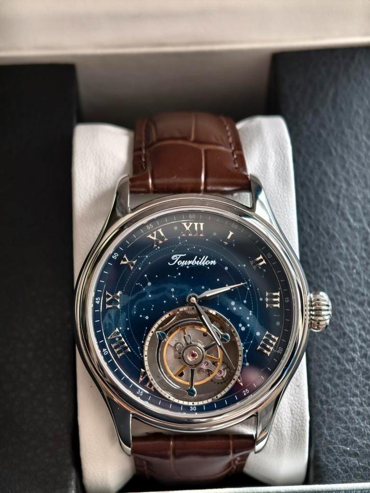 AESOP Tourbillion Skeleton Movement, Handtassen en Accessoires, Horloges | Heren, Ophalen