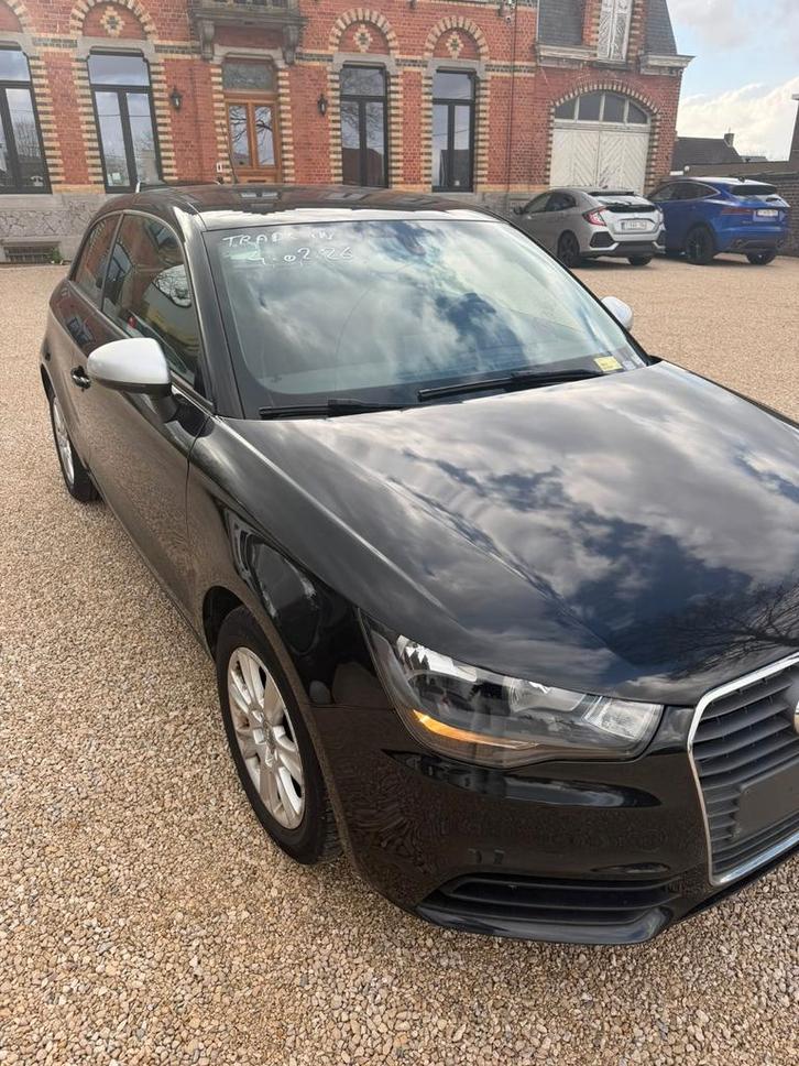 AUDI A1  1.2  TFSI  KOOPJE  VOOR MAAR    6250, Auto's, Audi, Particulier, A1, Isofix, Benzine, Euro 5, Zwart, Zwart, Ophalen