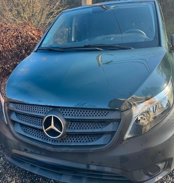 Fourgon Vito 4X4 aménagé van, Caravanes & Camping, Camping-cars, Particulier, jusqu'à 2, Modèle Bus ou Fourgon aménagé, Mercedes-Benz