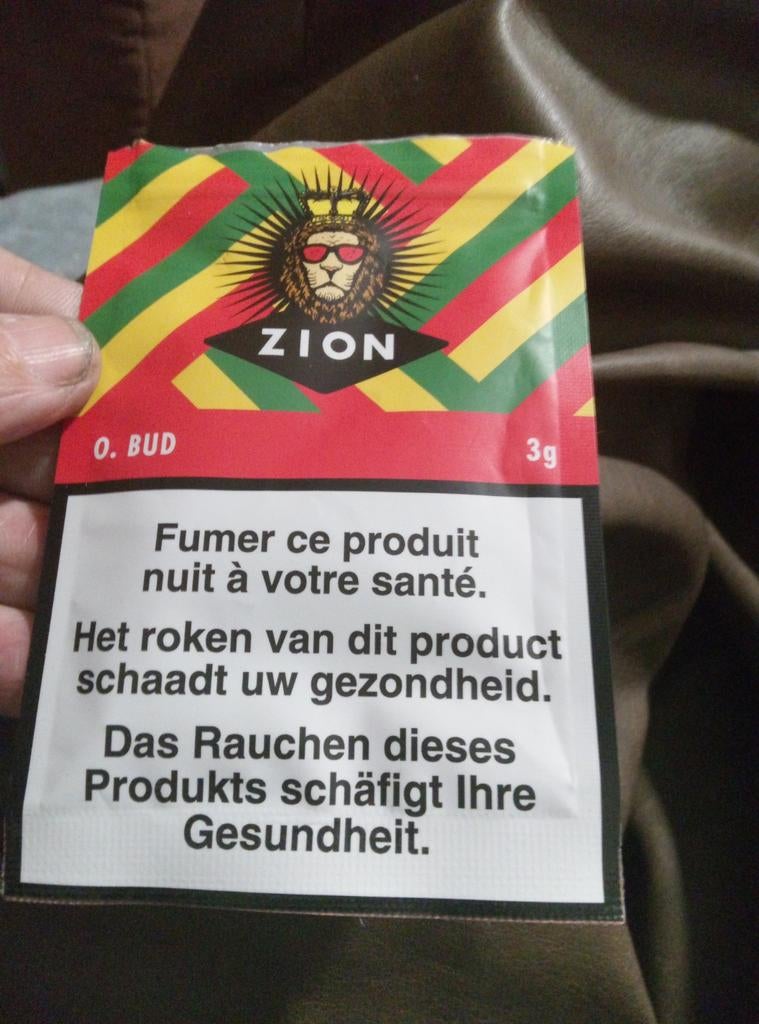 Legale cbd  conform de wet thc-vrij en met fiscale zegel