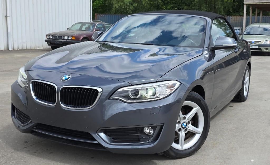 BMW 218 i 2016 met 155000 km , 1,5 Benzine 100 KW / 136 PK, Auto's, BMW, 100 kW, 4 zetels, Handgeschakeld, 1500 cc