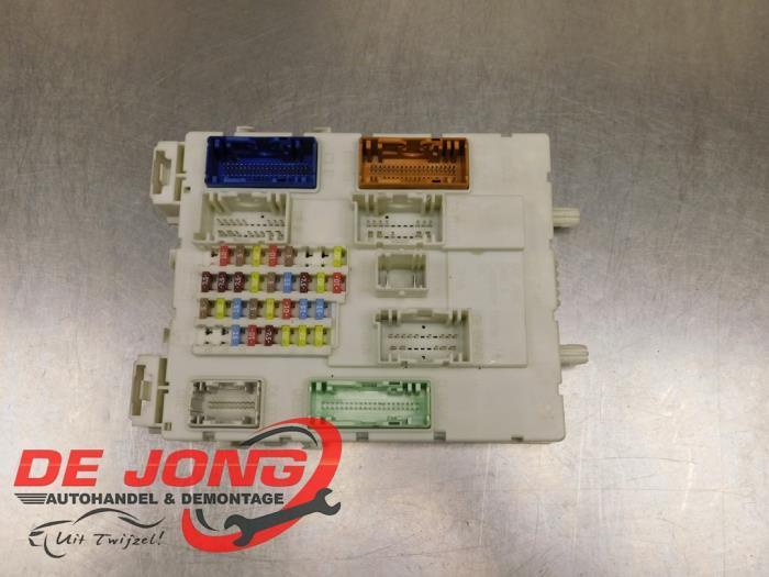 Boîte à fusibles d'un Ford Focus, Autos : Pièces & Accessoires, Électronique & Câbles, Ford, Utilisé, 3 mois de garantie, Enlèvement ou Envoi