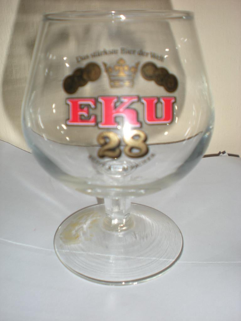 EKU 28   galopin, Enlèvement ou Envoi, Comme neuf, Verre ou Verres