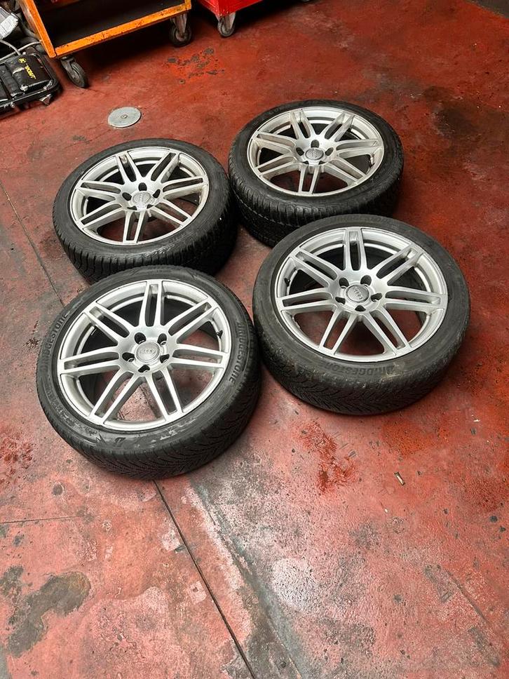 5x112 jantes audi RS4 avec tres bon 245 40 r18, Autos : Pièces & Accessoires, Pneus & Jantes, Pneus et Jantes, Enlèvement
