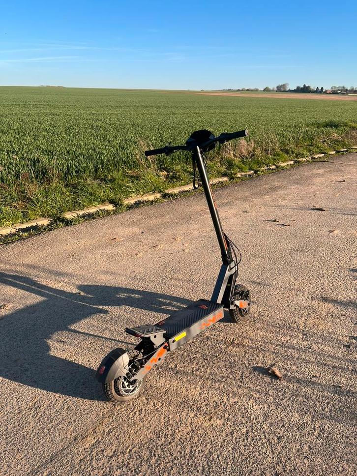 Kukirin g2, Fietsen en Brommers, Steps, Zo goed als nieuw, Elektrische step (E-scooter), Ophalen