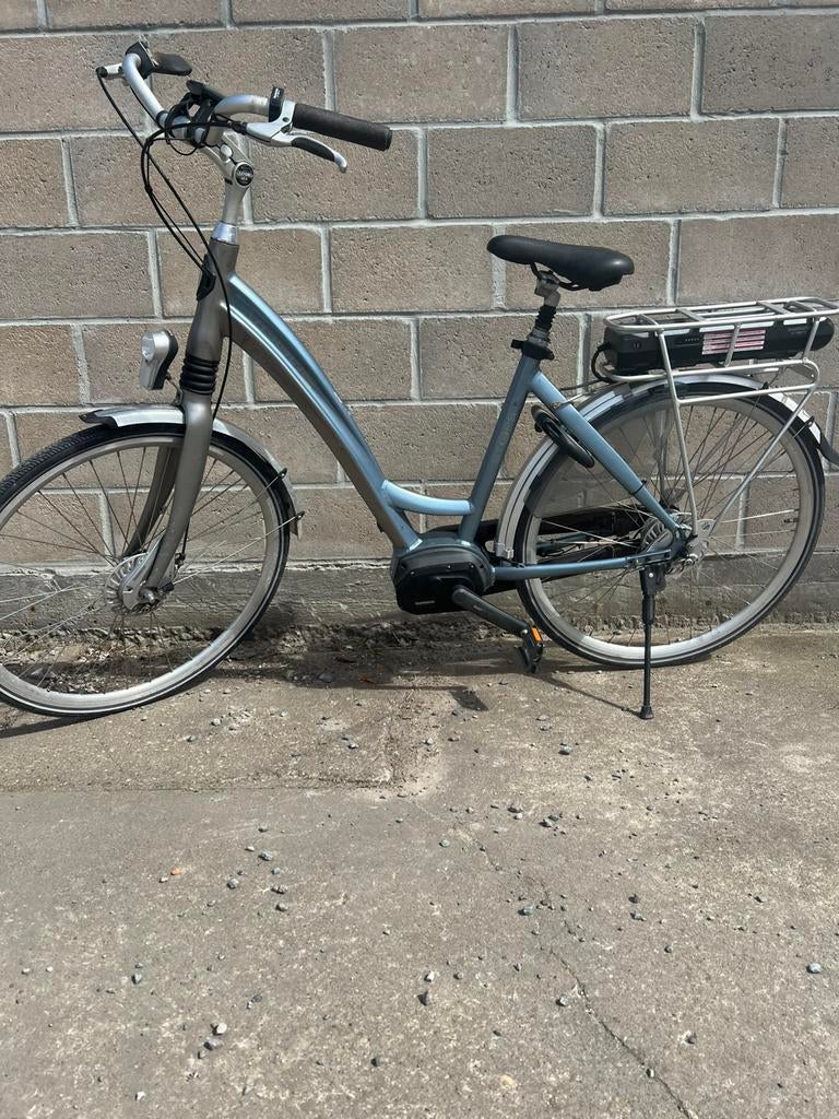 Elektrische fiets vogue met shimano middenmotor, Fietsen en Brommers, Ophalen, Zo goed als nieuw