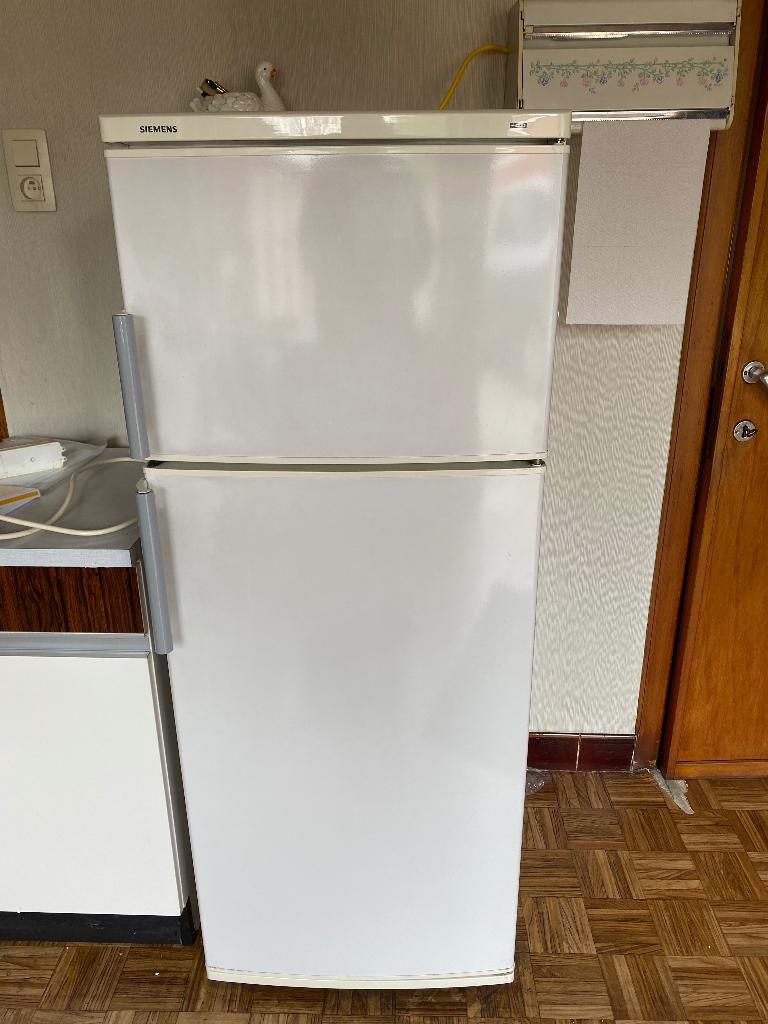 Frigo - diepvrieskast, Avec compartiment congélateur, Utilisé, 45 à 60 cm, Enlèvement