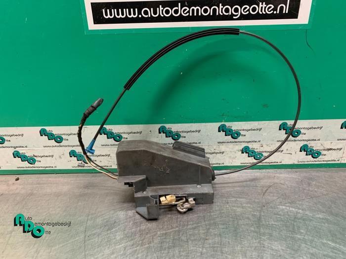 Deurslot Mechaniek 2Deurs links van een Ford Puma, Auto-onderdelen, Carrosserie, Ford, Gebruikt, 3 maanden garantie, Ophalen of Verzenden