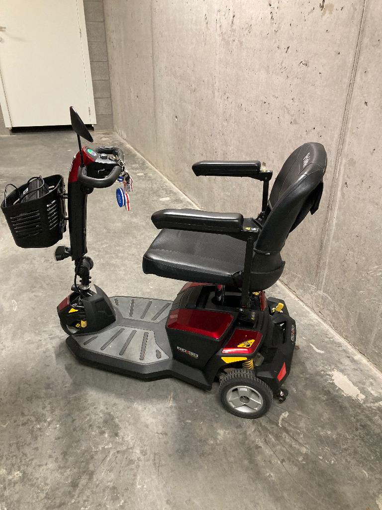 Scootmobiel, Ophalen, 10 km/u of minder, 16 t/m 25 km, Gebruikt