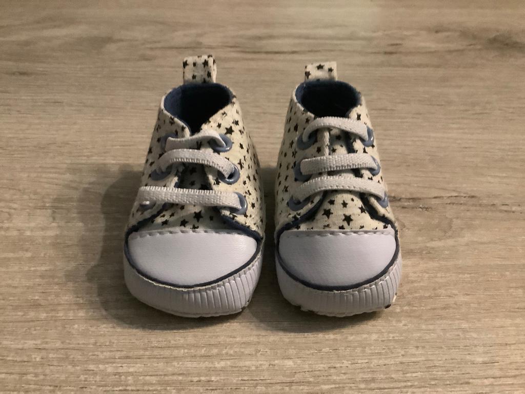 Baby's eersrte schoentjes, Schoentjes, Jongetje of Meisje, Ophalen of Verzenden, Zo goed als nieuw