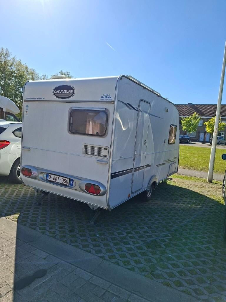 Caravalair antares 400 deluxe, Caravans en Kamperen, Caravans, Omvormbare zithoek, Luifel, Treinzit, Particulier
