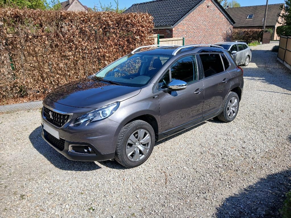 Peugeot 2008 1.2i PureTech Style, Autos, Peugeot, Particulier, Airbags, Air conditionné, Android Auto, Apple Carplay, Climatisation automatique