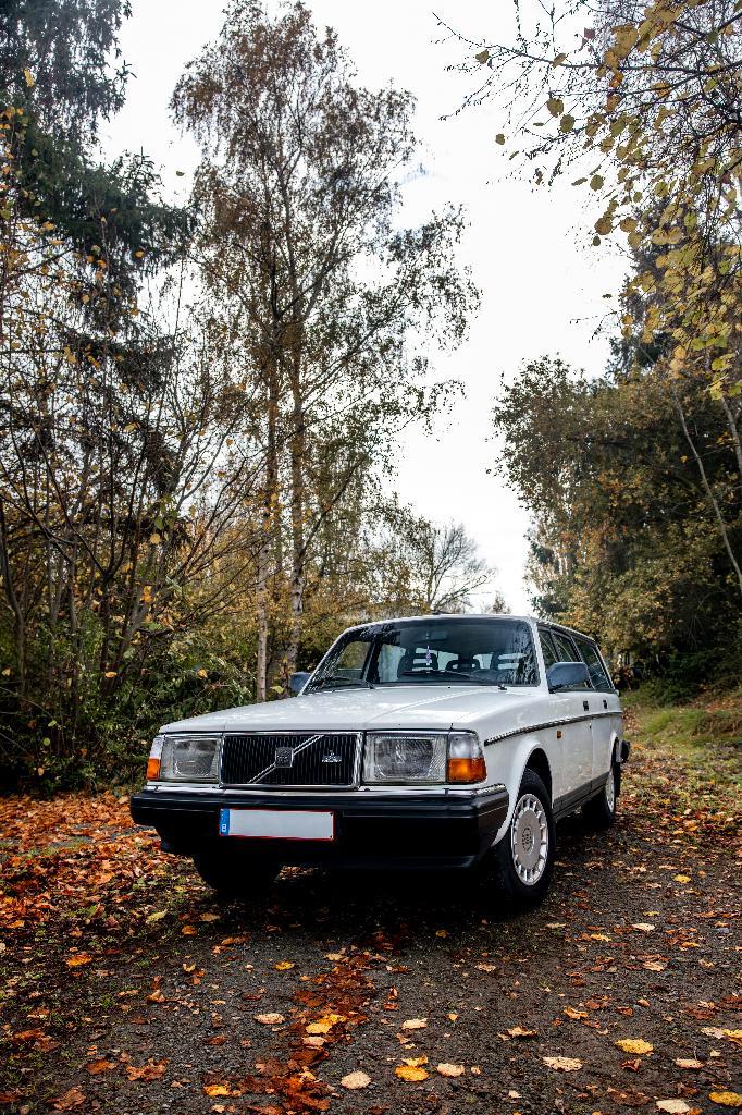 volvo 445 brake, Autos, Volvo, Particulier, Attache-remorque, Essence, Euro 1, 5 portes, Boîte manuelle, Blanc, Bleu, Tissu, Propulsion arrière