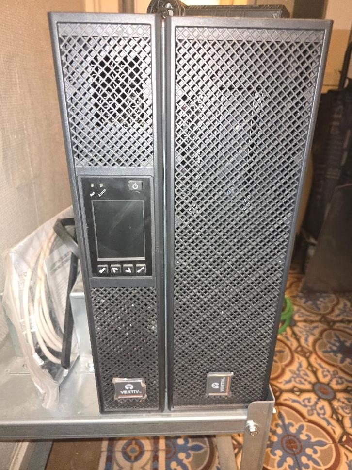 ups, Computers en Software, Noodvoedingen (UPS), Zo goed als nieuw, Ophalen