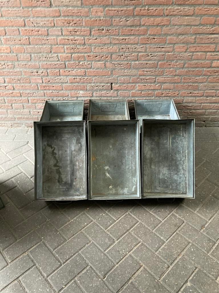 Mooie oude zinken ,metalen philips bakken, Ophalen, Gebruikt