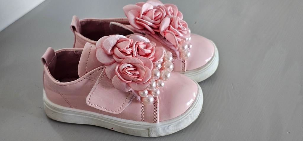 Meisje schonen maat 19, Kinderen en Baby's, Kinderkleding | Schoenen en Sokken, Ophalen, Meisje, Schoenen, Zo goed als nieuw