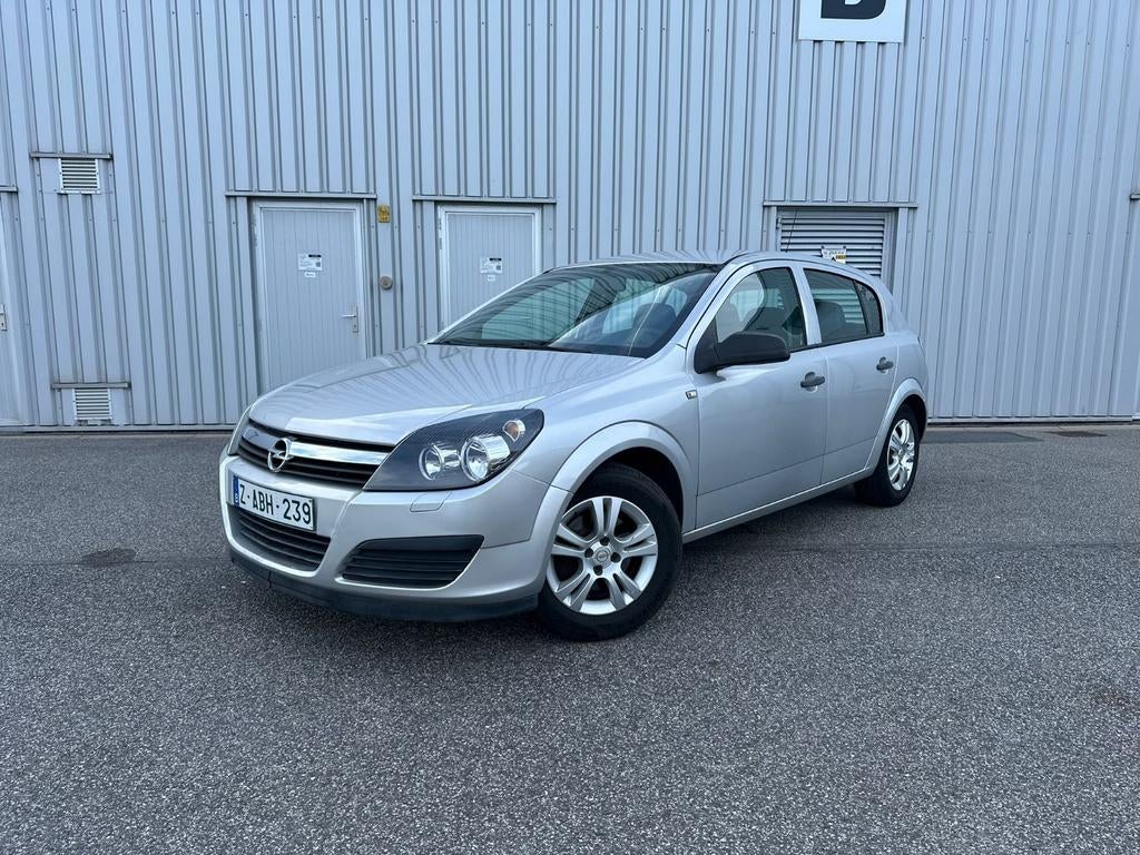 Opel Astra H 1.4 Benzine*5deurs*alu velgen*gekeurd, Auto's, Alarm, Leder, Handgeschakeld, 5 deurs