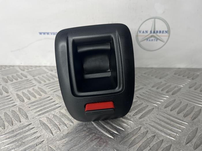 Serrure banquette arrière d'un Mercedes B-Klasse, -, 3 mois de garantie, Utilisé, -