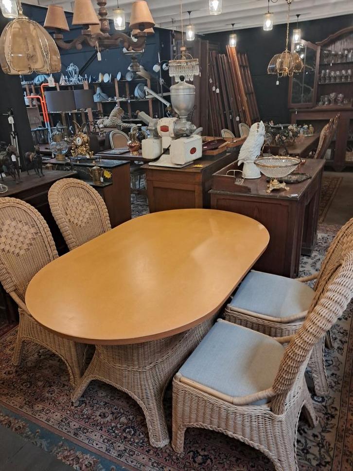 Rieten eetkamer – tafel met 6 stoelen bij Out&Nief, Antiek en Kunst, Antiek | Meubels | Tafels, Ophalen