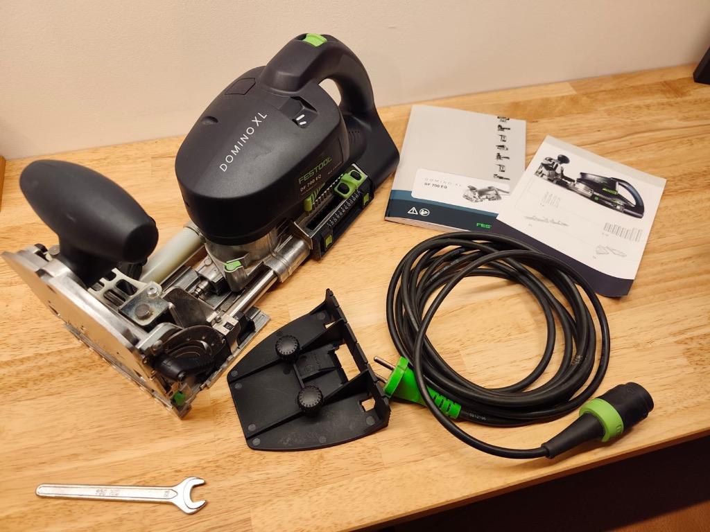 Festool Domino XL, Articles professionnels, Machines & Construction | Travail du bois, Enlèvement
