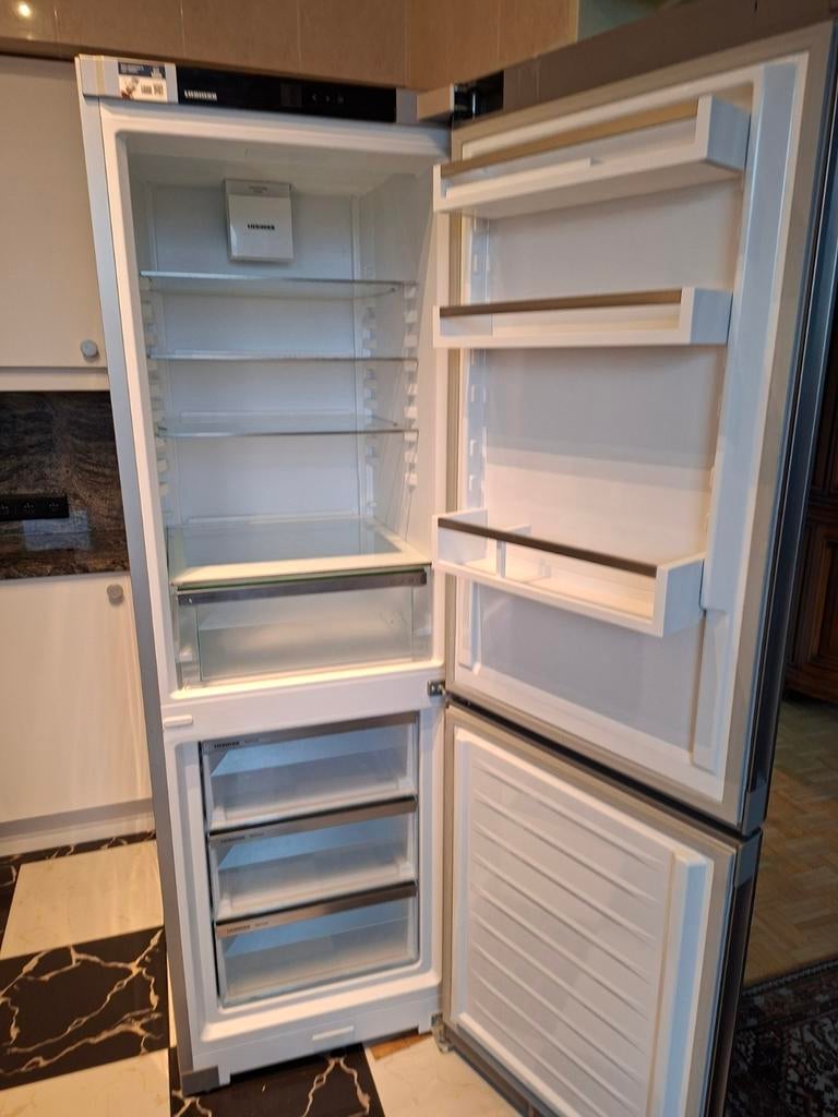 RÉFRIGÉRATEUR COMBINÉ LIEBHERR CNSFD5203, Electroménager, Avec compartiment congélateur, 160 cm ou plus, Comme neuf, Enlèvement