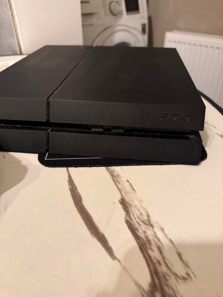 Ps4 in goeie staat te koop, Ophalen, Zonder controller, Original, 500 GB