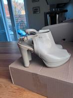 Chaussures a talon, Enlèvement, Comme neuf