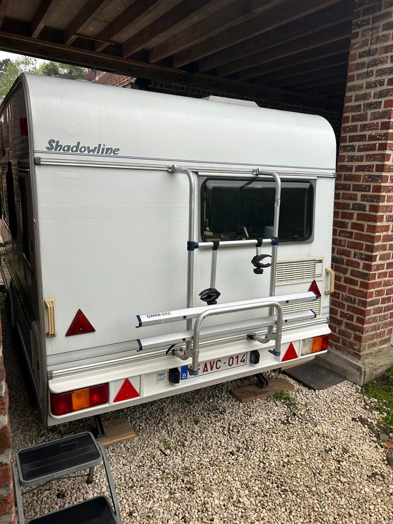 Caravan Elddis 430 cp SHADOWLINE/MTM1100kg, Caravans en Kamperen, Caravans, Particulier, tot en met 4, Treinzit, Elddis, 2 aparte bedden