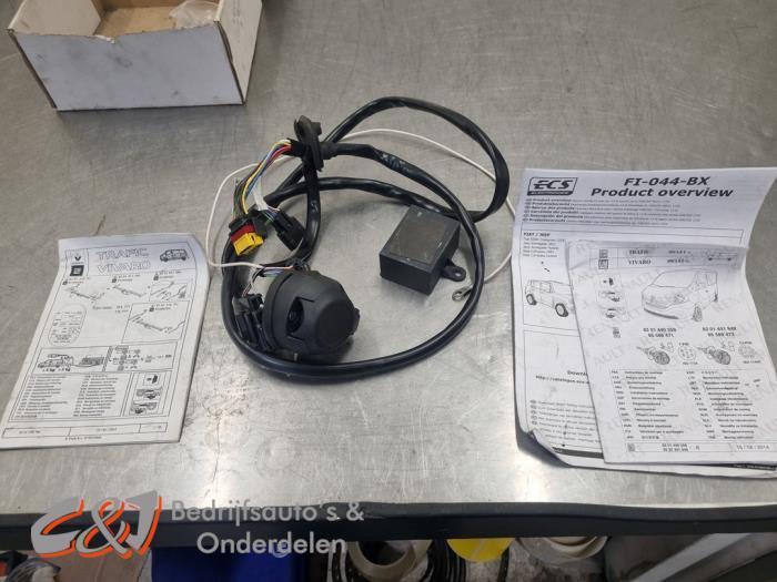 Kit câble crochet de traction d'un Fiat Talento, Autos : Pièces & Accessoires, Autres pièces automobiles, Fiat, Utilisé, 3 mois de garantie