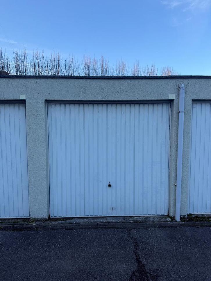 Te huur garagebox centrum Tienen, Immo, Garages & Places de parking, Province du Brabant flamand