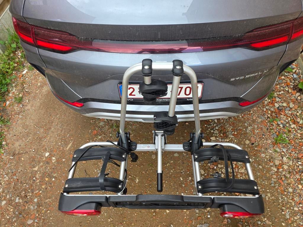 Fietsendrager voor 2 fietsen / e-bikes Uebler P21, Auto diversen, Fietsendragers, 2 fietsen, Ophalen