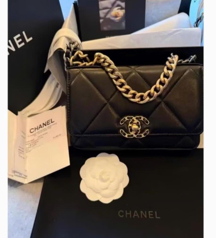 Chanel 19 Wallet on Chain Chanel 19 flap bag classic, Ophalen of Verzenden, Nieuw, Zwart, Schoudertasje