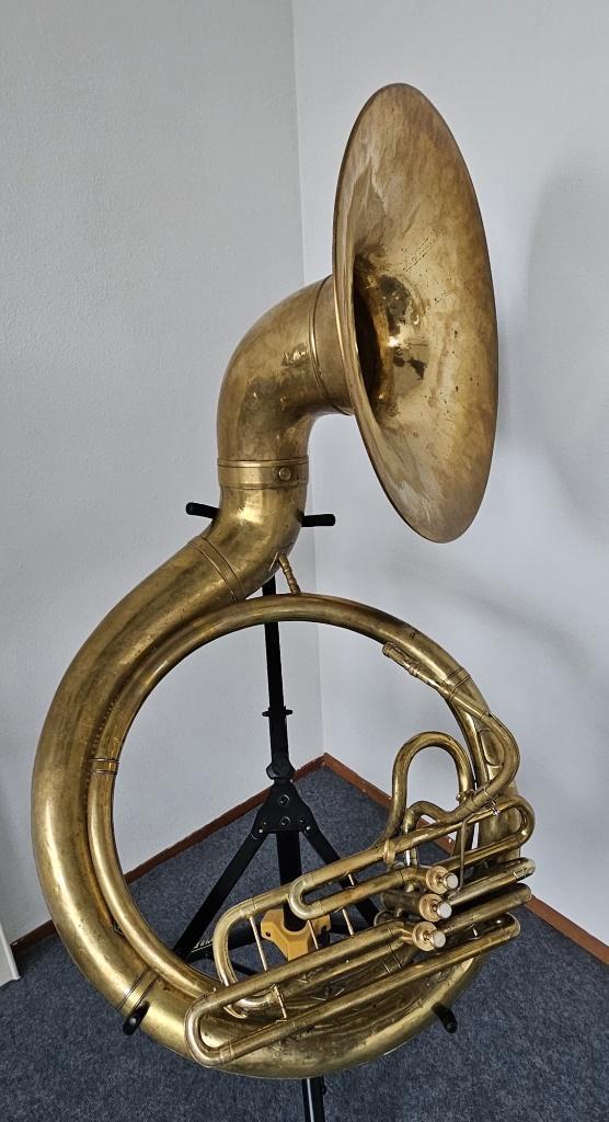 Sousaphone Conn Cavalier 14 K BBb, Musique & Instruments, Instruments à vent | Autre, Utilisé, Cuivre, Enlèvement