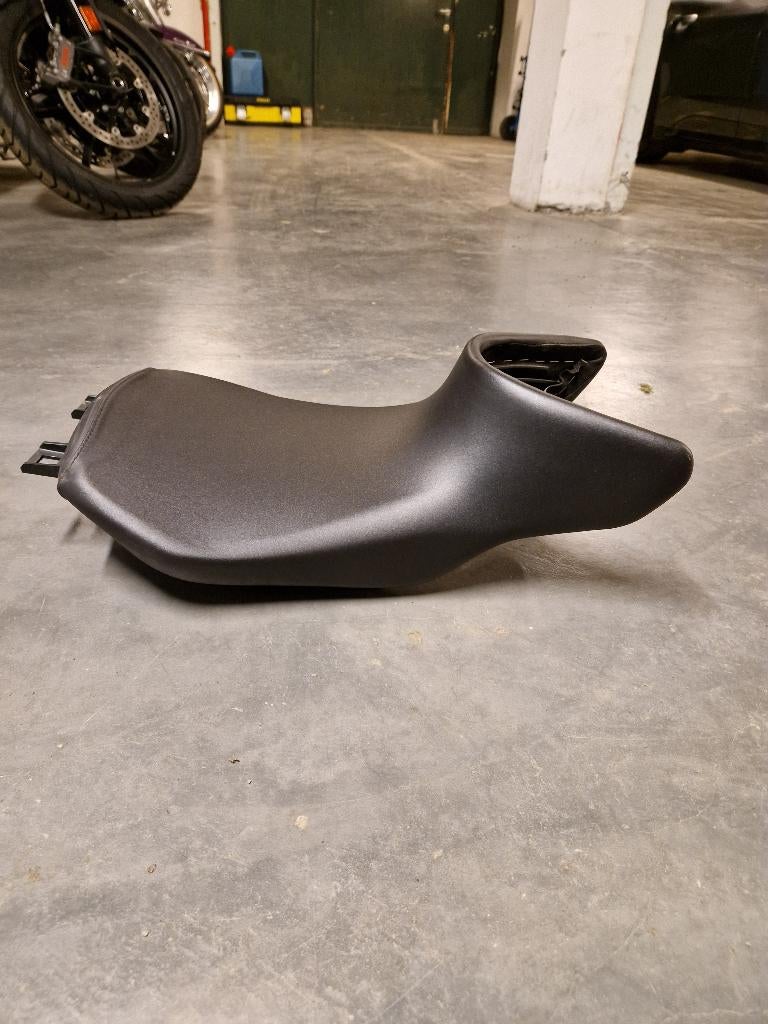 Siège abaissé BMW R1250R, Particulier