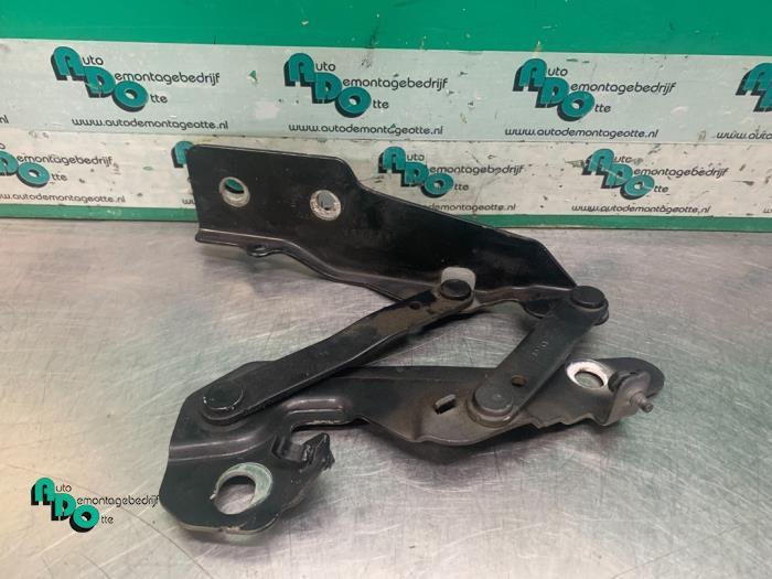 Charnière capot d'un Dodge Caliber, Autos : Pièces & Accessoires, Autres pièces automobiles, Dodge, Utilisé, 3 mois de garantie