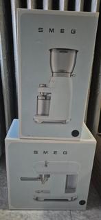 Machine à café SMEG noir + Moulin broyeur SMEG noir+ équipem, Electroménager, Enlèvement, Cafetière, Café moulu