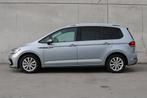 Volkswagen Touran 1.5 TSI DSG R-LINE/PANO/ 7-ZIT/TREKHAAK/A, Auto's, Volkswagen, 1498 cc, Zwart, 4 cilinders, 0 kg
