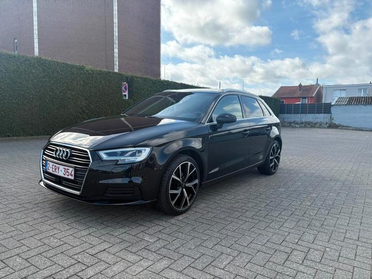 Audi A3 8V 2.0 S-Tronic  Toit pano Virtual Cockpit CarPlay, Autos, Audi, Particulier, A3, Apple Carplay, Diesel, Enlèvement