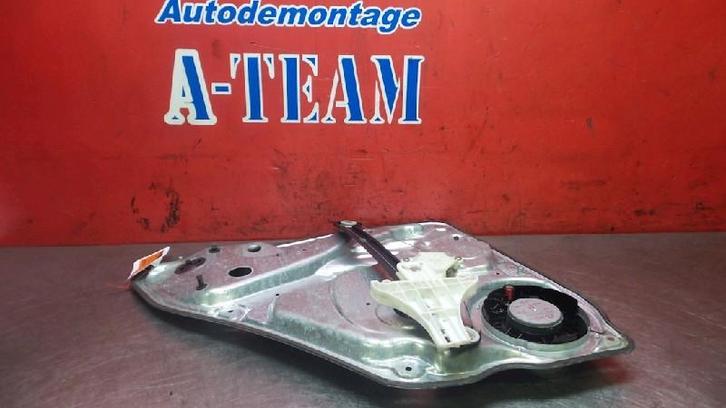 VITRE MECANISME ARRIÈRE DROIT Passat Variant (3C5), Autos : Pièces & Accessoires, Vitres & Accessoires, Volkswagen, Utilisé