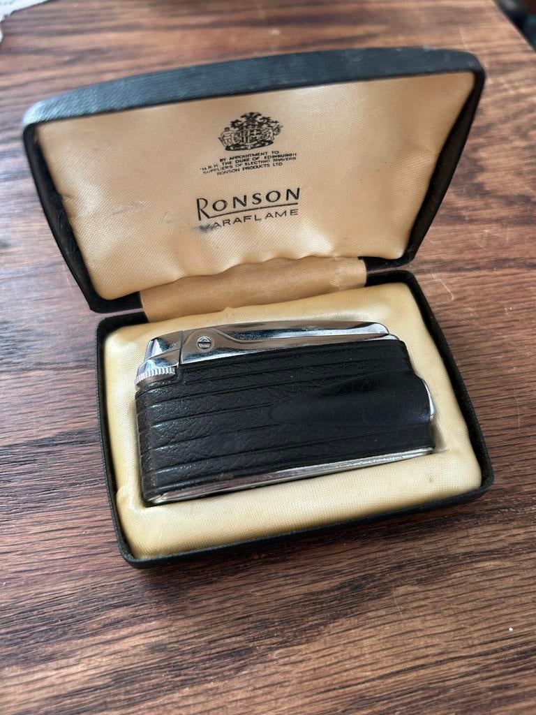 Briquet Ronson Varaflame, Collections, Articles de fumeurs, Briquets & Boîtes d'allumettes, Enlèvement, Briquet