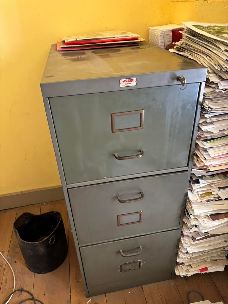 Vintage metalen dossierkast/archiefkast (2 beschikbaar), Ophalen, Minder dan 50 cm, Gebruikt, 100 tot 150 cm