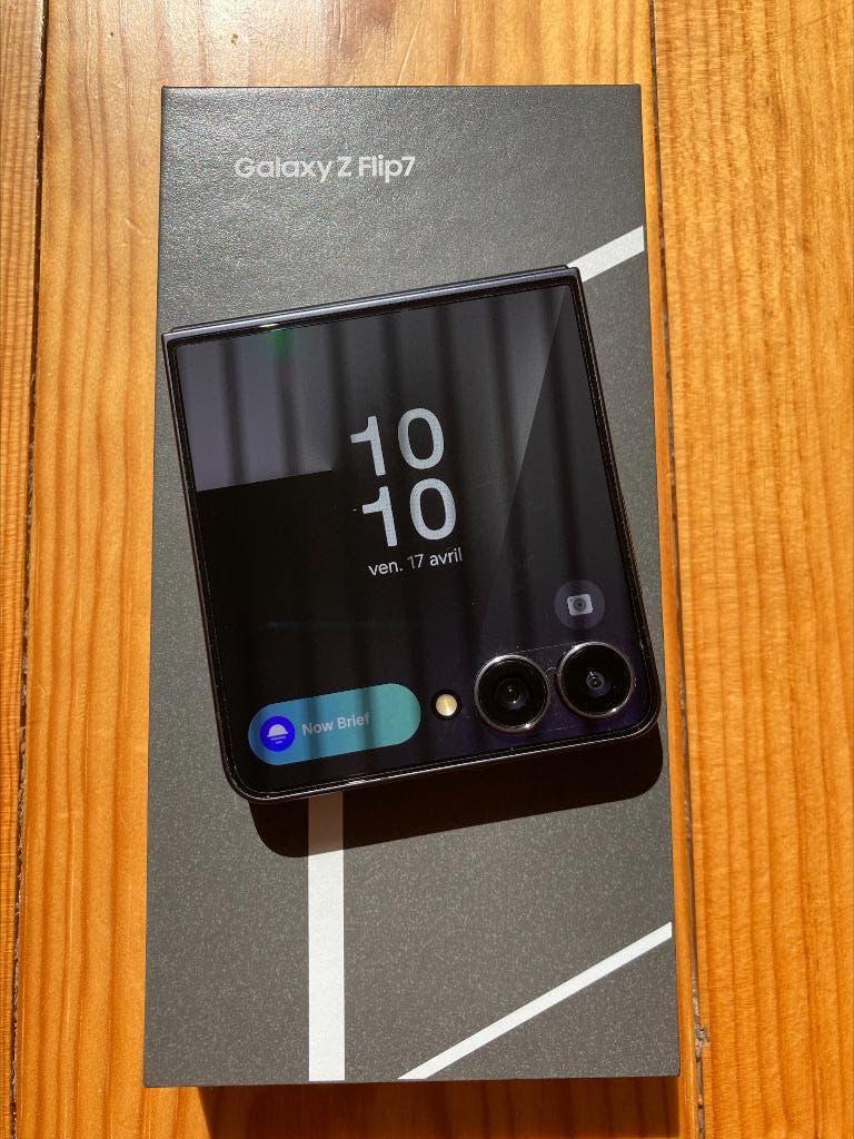 Samsung Galaxy Z Flip7 - 512 Go - Excellent état, Télécoms, Téléphonie mobile | Samsung, 10 mégapixels ou plus, Enlèvement, Sans abonnement