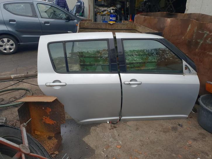 SUZUKI SWIFT PORTIEREN RV+RA  BJ 2005 TOT 2017, Auto-onderdelen, Carrosserie, Deur, Gebruikt, Ophalen of Verzenden