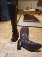 Bottes hautes brunes (cuissardes), Vêtements | Femmes, Enlèvement, Bottes hautes